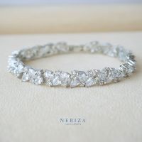 Neriza Jewelry/ข้อมือเพชรสังเคราะห์ เกรดพรีเมี่ยมประกายไฟเทียบเท่าเพชรแท้ จัดส่งฟรี NB036