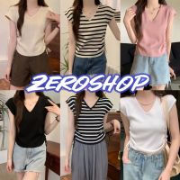 Zero shop?พร้อมส่ง? (Zero-51099)  เสื้อไหมพรมคอวีแขนกุด ดีเทลรูดข้างๆ ปรับสั้นยาวได้ -C