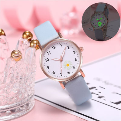 [Lady Sugar] นาฬิกาสไตล์เกาหลีนาฬิกาควอตซ์กลมหนัง PU สำหรับผู้หญิงหญิงสาวนาฬิกาลำลองผู้หญิงน้อยน่ารักนาฬิกาสะท้อนแสงสร้อยข้อมือเดซี่