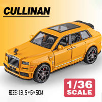 A1:36 Rolls Royce Cullinan จำลองสูง Diecast โลหะผสมรุ่นรถเสียงดึงกลับคอลเลกชันเด็กของเล่น GiftsM