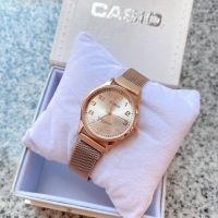 ! ! ใหม่ล่าสุด นาฬิกาข้อมือผู้หญิง นาฬิกาแฟชั่น casio สีใหม่ กันน้ำได้ สายแม่เหล็ก ไม่ต้องตัดสายสวมใส่ง่าย ฟรี!!ถ่านสำลอง พร้อมส่ง