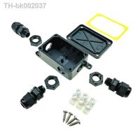 ❀۞ IP66 Outdoor Waterproof Junction Box – Black 3 Way Mini Connector Box with PC Plastic and Terminal Designed for Buried Wires