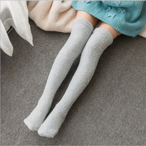 น่ารักฤดูหนาวลายสายรุ้งถุงน่องสาวขาอุ่นต้นขาสูงเลือนหนาถุงเท้า-meias-divertidas-largas-mujer-chaussettet