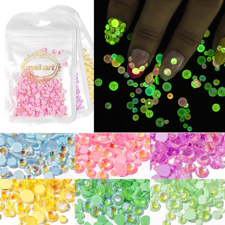 350pcs-bag-luminous-crystal-rhinestone-flatback-mixed-size-ss6-ss20-glow-in-the-dark-3d-diamonds-glass-nail-art-decorations-jf-d