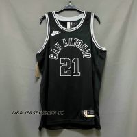 ใหม่ ของแท้ NBA San Antonio Spurs ปี 2022-23 สําหรับผู้ชาย #21 เสื้อกีฬาแขนสั้น ลายทีม Tim Duncan Classic Edition สีดํา