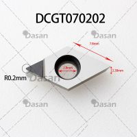 2pcs DCGT070204 CBN PCD แทรก DCGT070202 DCGT11T308 DCGT11T304 DCGT11T302 DCGT เครื่องมือกลึงภายในเหล็กอลูมิเนียมทองแดง