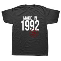 เสื้อยืดผ้าฝ้ายพรีเมี่ยม เสื้อยืดแขนสั้น ผ้าฝ้าย พิมพ์ลายกราฟฟิค Made In 1992 เหมาะกับของขวัญวันเกิด สไตล์สตรีท สําหรับผ