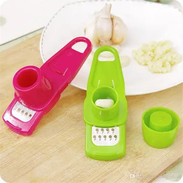 Multifunctional Garlic Crusher Manual Garlic Press Roll Crusher Chopper New