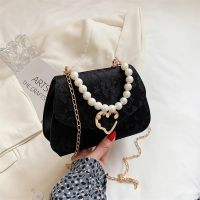 Fashion Love Peach Heart Pearl Lock Metal Chain Shoulder Strap Design Ladies 2021 Womens Messenger Bags Mini Wallet