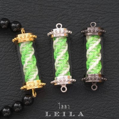 Leila Amulets มงคลเศรษฐี รุ่น พระสารีบุตร ด้ายขาวเขียว (พร้อมกำไลหินฟรีตามรูป)
