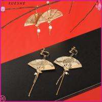 XUESHE 1 Pair/set ของขวัญ เครื่องประดับแฟชั่นผู้หญิง พัดลมรูป ฝอยไข่มุก ต่างหูพัด ที่หนีบหู/ตะขอ สไตล์จีน ลวดลายแกะสลัก