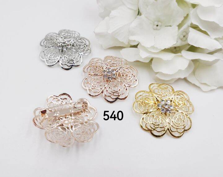 Lazada brooch deals