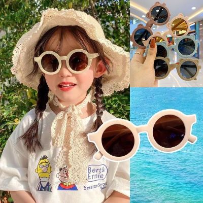 hiLuoJiangQuShuangYangYou แว่นตาเด็ก แว่นตากันแดด แฟชั่นสําหรับเด็ก ป้องกันรังสี เหมาะกับการเดินทาง