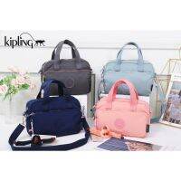 กระเป๋าสะพายข้าง Kipling-1972 สีพื้นและลายมิกกี้ ถือได้ สะพายข้างได้ ใส่ของได้เยอะ ใส่ได้ทุกสไตล์ แบบใหม่ส่งสินค้า ภายใน3วันทำการ หรือ เร็วกว่า ไม่รับงานรีบเร่ง เด้อจ้าาาา