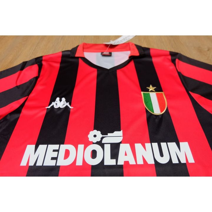 ac-milan-1988-1989-home-เสื้อเอซีมิลานย้อนยุค-เสื้อบอลเอซีมิลานรุ่นเก่า-เสื้อเอซีมิลานรุ่นเก่า-mediolanum