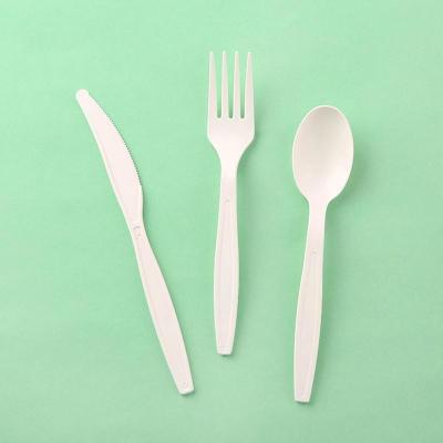 ช้อนส้อมที่ใช้แล้วทิ้งที่ย่อยสลายได้ส้อมช้อนมีดชุดทนทานทนความร้อนถาด EcoFriendly Christmas Party Dessert Cutlery