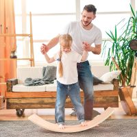 【จัดส่งภายใน 24 ชม】กระดานทรงตัว Wooden Wobble Balance Board, Gentle Monster 85 CM Rocker Board Natural Wood, Kids Toddler Open Ended Learning Toy , Yoga Curvy Board for Classroom &amp; Office Adult