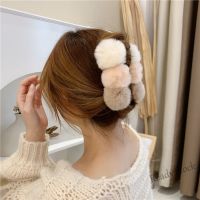 【Ready Stock】 ♚ C18 Korean Women Winter Plush Hair Claws Cute Soft Sweet Hair Holder Barrettes Hair Clip for Girls Fashion Hair Accessories