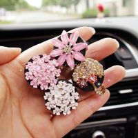 New Diamond Flower Deer Crown Cross Car Styling Air Freshener Perfume For Car Air Condition Vent Smell Toys Car Accrssories