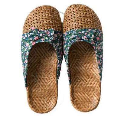2023 New Fashion version    Linen slippers womens home use rattan grass woven office non-slip floor straw mat Baotou sandals and slippers mens summer