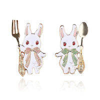 SELLYER เคลือบฟัน น่ารัก ตกแต่งกระเป๋า นักชิม ช้อนส้อม ฟ้าชมพู อุปกรณ์เสริมปลอกคอ เครื่องประดับแฟชั่น เข็มกลัดกระต่าย ตรากระต่าย