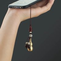 【cw】 Original design retro brass gourd mobile phone can be opened pendant chain sandalwood lost ！