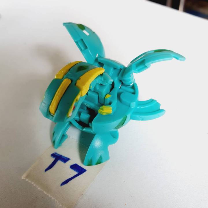 ของแท้จากญี่ปุ่น-บาคุกัน-bakugan-สีโทนฟ้า-เขียว-7-แบบ-เหลือt5แบบเดียว