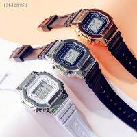 ⌚ Tide ยี่ห้อ Square Youth นาฬิกาอิเล็กทรอนิกส์กีฬาสีดำและสีขาวคู่ของนักเรียนมัธยมต้นปี 2021