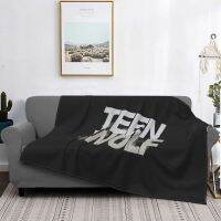 Teen Wolf Double Size Bedding Towel พร้อมอะโวคาโดแผ่น 1P และขนสัตว์ครึ่งตกแต่งผ้าห่ม Plush ผ้าห่มผ้าลินิน