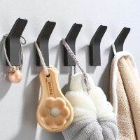 2PCs Black Bathroom Livingroom Kitchen Accessories Black Hook Coat Hook Robe Hook Towel Hook