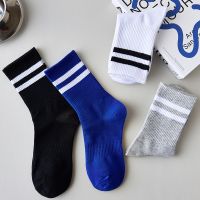 ♧✷  Mens Socks In The Autumn and Winter Cotton Sports Trend Cotton Sweat Absorption Deodorant Stripe Lovers Stockings