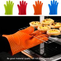 Silicone Oven Insulating Glove Thick Heat Resistant Cooking BBQ Mitts High Quality Baked Kitchen Waterproof and Anti-skid Gloves Potholders  Mitts   C