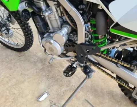 พักเท้า Foot Pegs อลูมิเนียม Kawasaki KLX250R KLX250 KLX250S