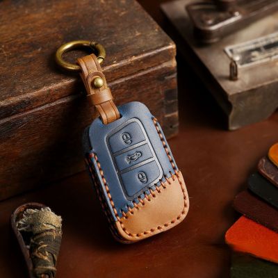 Leather Car Key Case Cover for Volkswagen VW Polo Golf 7 Sagitar Passat for Skoda Octavia Keyring Shell Bag Fob Auto Accessories