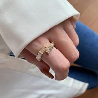 New Design Opals Bamboo Shape Gold Colour Adjustable Rings Korean Fashion Cute Jewelry Party Luxury Accessory for Womans Gift