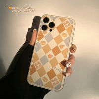 Apple เคสเคสโทรศัพท์มือถือลายหมีรูปสี่เหลี่ยมขนมเปียกปูน14/13/12/11/X/xs/xr แบบสดใสลายหมีขนมเปียกเปียกปูน14บวกเคสโทรศัพท์มือถือซิลิโคน13 Pro Max เคสป้องกันโทรศัพท์มือถือ12 Mini ล้อมรอบด้วยแบบนิ่มเปลือก