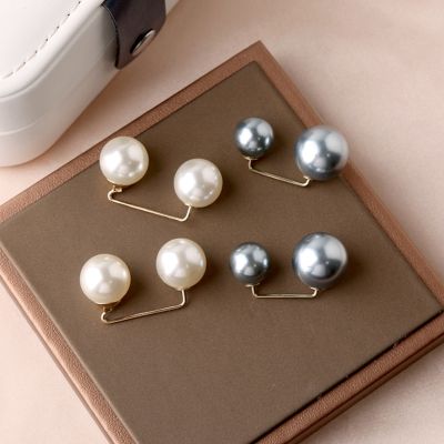 Double Pearl Brooch Pins Anti fade Exquisite Elegant Brooches for Women Sweater Coat Cardigan Button Pins Charms Decoration