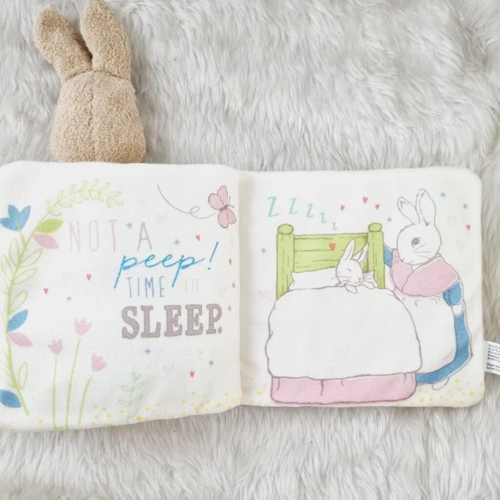 หนังสือ-เด็ก-peter-rabbit-cloth-book-พร้อมส่ง-หนังสือผ้า-หุ่นมือ-้ซักได้-ไม่มีกล่อง