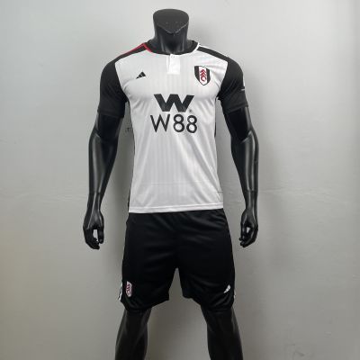 ชุดฟุตบอล ชุดกีฬาออกกำลังกายผู้ใหญ่ ทีม Fulham เสื้อ+กางเกง เกรด A