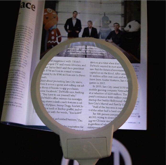 foldable-magnifying-แว่นขยายตั้งโต๊ะปรับลักษณะได้-เลนส์-130-mm-กำลังขยาย-2เท่า-6-เท่า