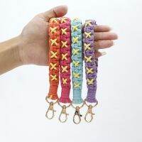 【LZ】☁  Handmade Hobo Wrist Strap Keychain para Mulheres Acessórios Chaveiro Macramé Atacado