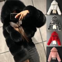 คุณภาพสูง Furry สั้น Cropped Faux Fur Coats และแจ็คเก็ตผู้หญิง Fluffy Top Coat กับ Hooded ฤดูหนาว Fur Jacket หญิง Clothes