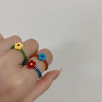 RETROL แหวนนิ้วมือแหวนอะคริลิกลายดอกไม้สไตล์เกาหลีสำหรับผู้หญิงเครื่องประดับแฟชั่นทำจากเรซิน