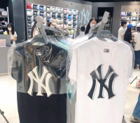 เสื้อยืดแขนสั้นคู่ Mlb พิมพ์ลาย New York Standard