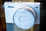 Máy ảnh Nikon J4 + 10-30MM F 3.5-5.6 VR - 18.4mp - Wifi - Quay FullHD
