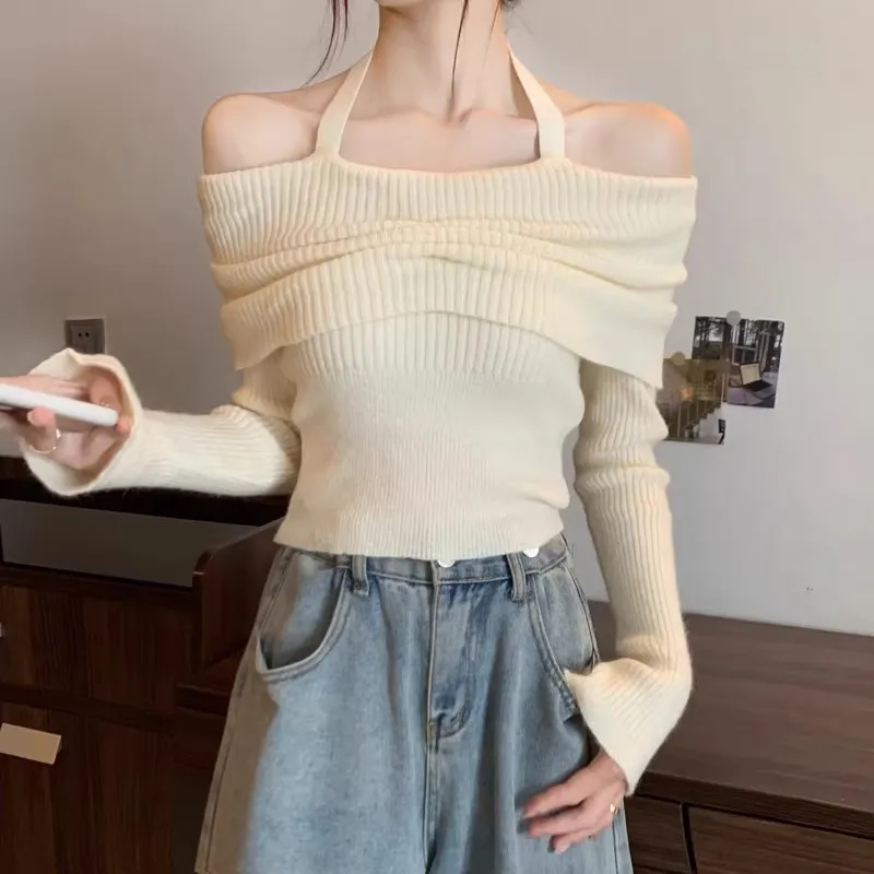 PEAR DODO Korean style neck hanging off shoulder knitted sweater