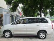 Bệ bước chân, bậc lên xuống Toyota Innova, nhôm đúc 100%, chất lượng cao