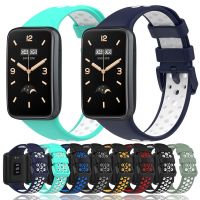 Two-color Silicone Watchband For Xiaomi Mi Band 7 Strap Sport Wristband Replacement Bracelet Accessories For Miband 7 Pro Belt Smartwatches