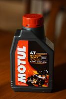 น้ำมันเครื่องสังเคราะห์ 100 เปอร์เซนต์ โมตูล เอชเทค 100 4ที (Motul H-Tech 100 4T 10W-40) ขนาด 1 ลิตร