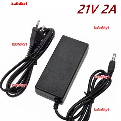 ku3n8ky1 2023 High Quality 21v 18v 2a 5 series 100-240V 21V 2A lithium battery charger with LED light showing charge